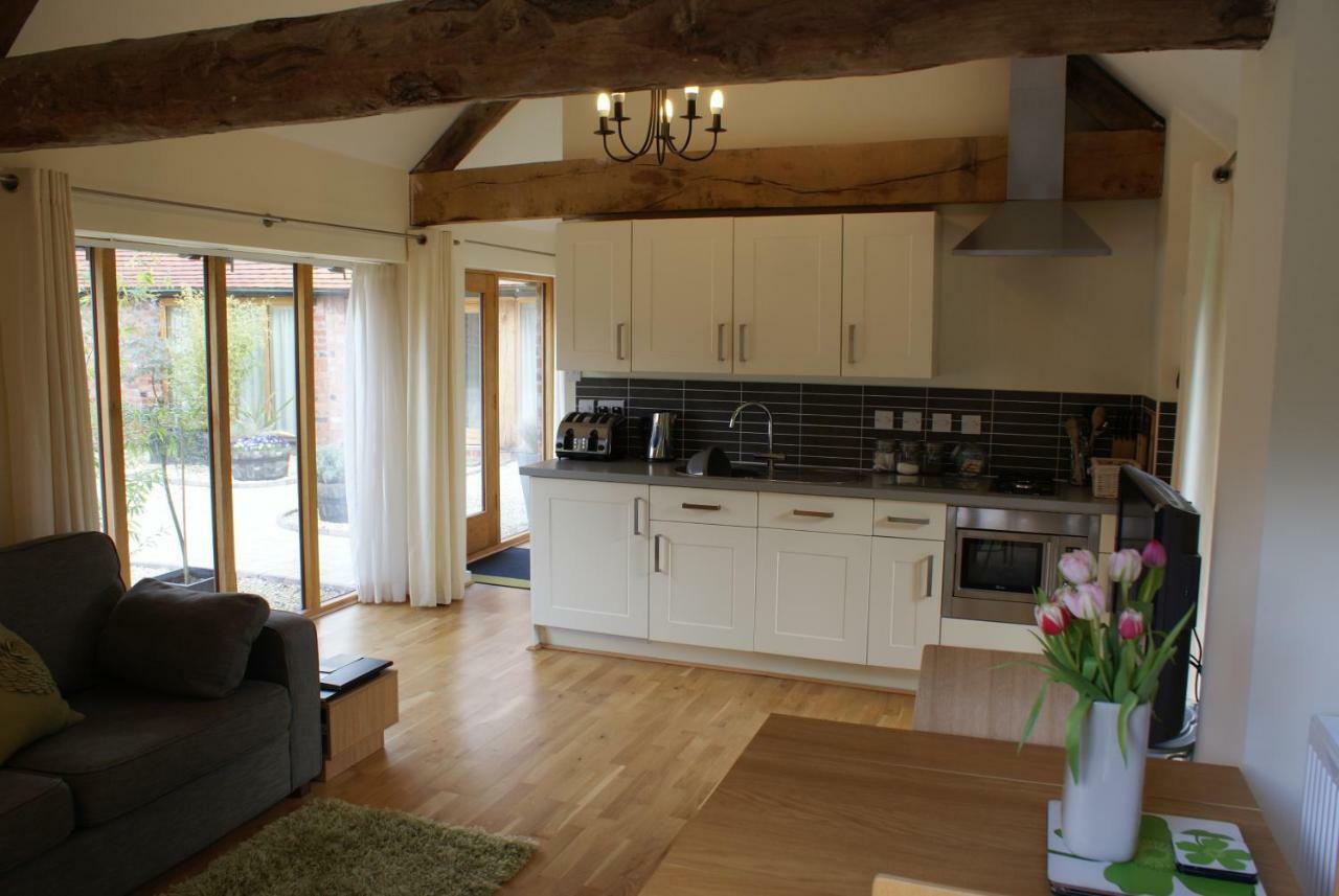 Hidden Cottages Two Lovely 1 Bed Cottages In Peaceful Surroundings, 1 With Log Burner Henley-in-Arden Екстериор снимка